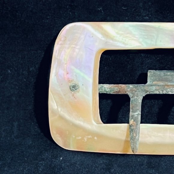 Victorian Mother Of Pearl Rectangle Sash Clip - Picture 2 of 5